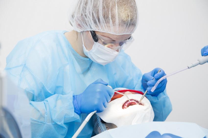 Хирургическая стоматология на Автозаводской